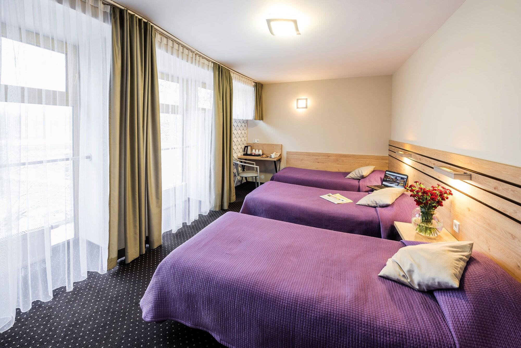 Hotel Wilga Krakow Luaran gambar