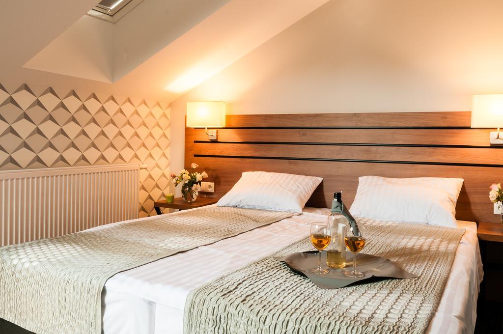 Hotel Wilga Krakow Luaran gambar