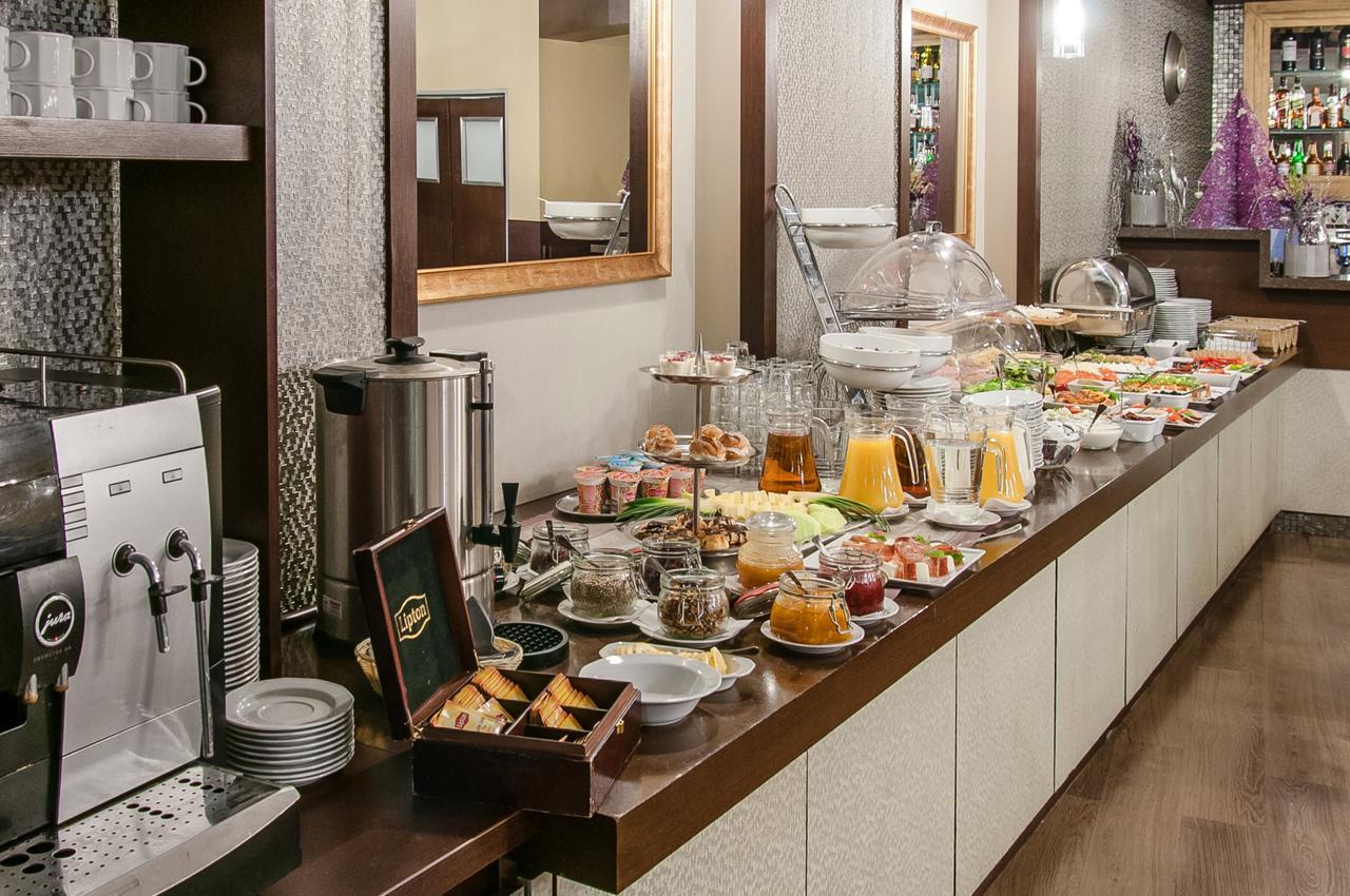 Hotel Wilga Krakow Luaran gambar