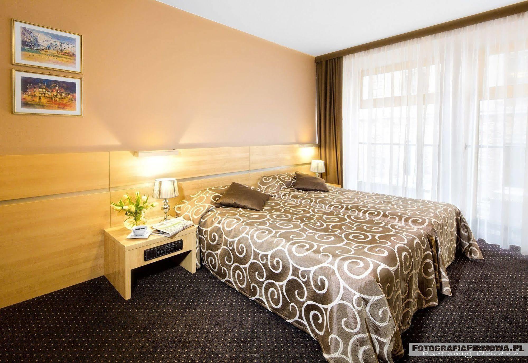 Hotel Wilga Krakow Luaran gambar