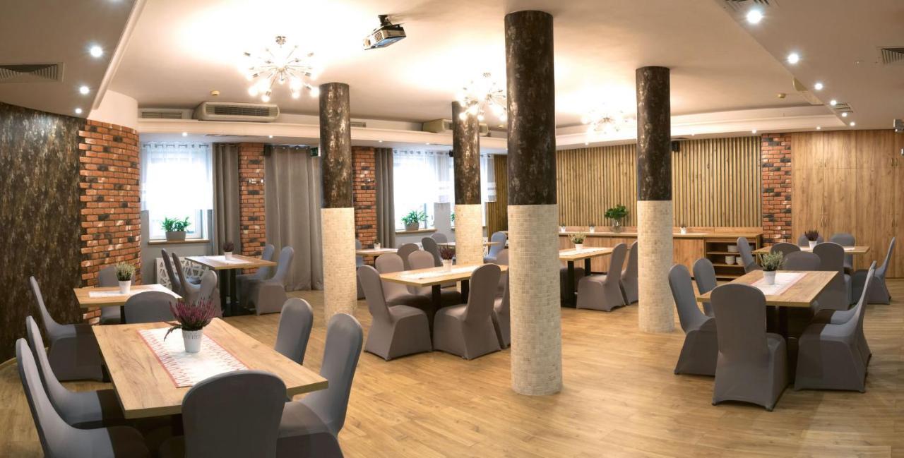 Hotel Wilga Krakow Luaran gambar